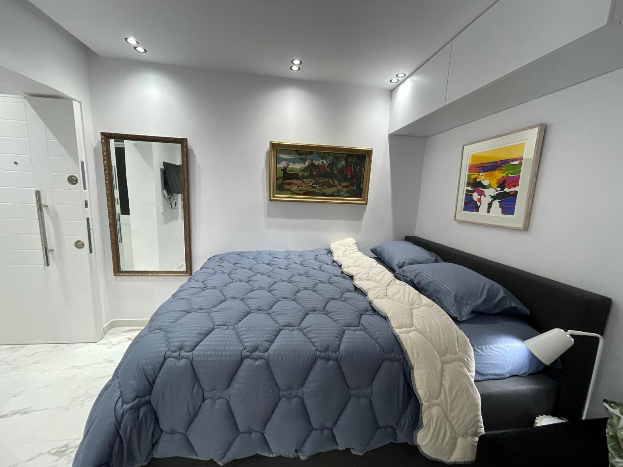 Midnight Apartments Тирана Экстерьер фото